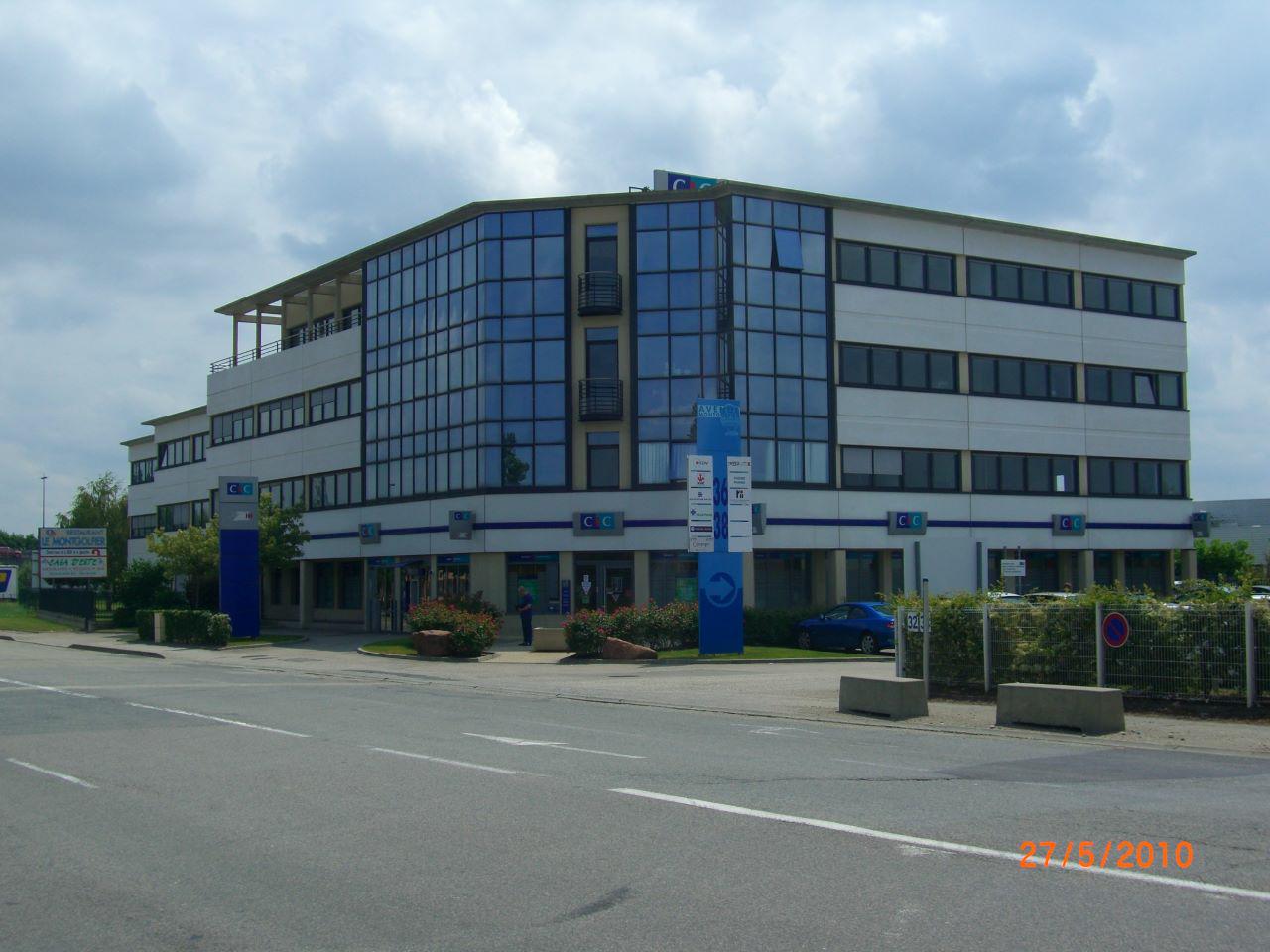 Bureau Chassieu 238m² Location bureau Chassieu Rhône OLBUR2109014 1